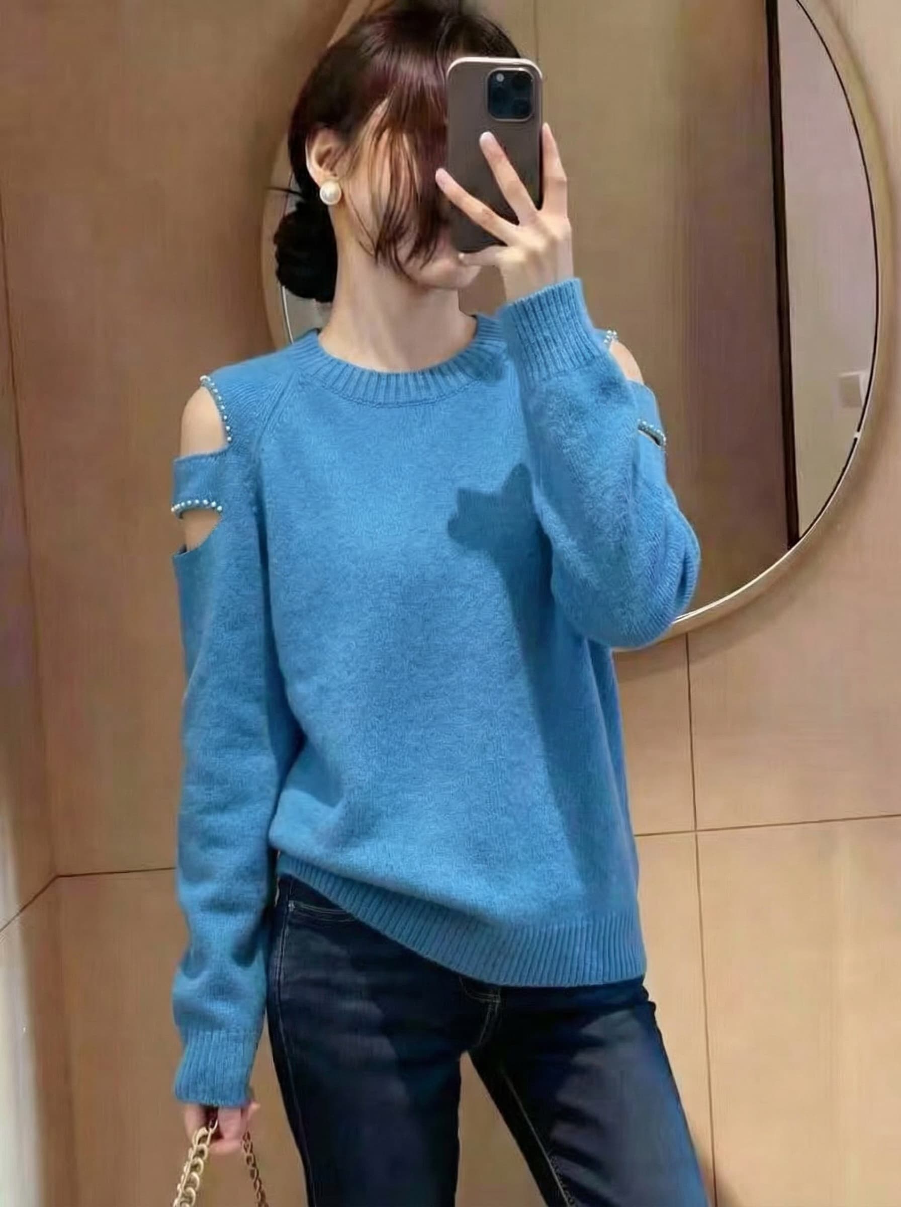 단색 라운드 넥 긴팔 풀오버 양모 스웨터 가을 겨울철 찢어진 부분 디자인 센스 루즈핏 캐주얼 연령 감소 양모 니트 스웨터 상세 이미지 1