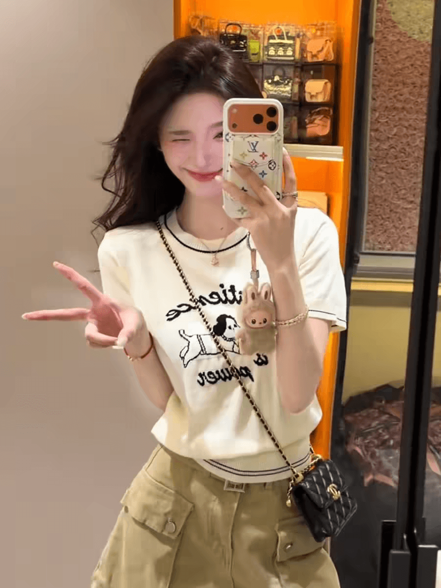 강아지 알파벳 자수 반팔 티셔츠 여성 의류 2026 여름 외국 가스 연령 감소 다용도 몸매 가꾸기 살구 색상 니트 맨위
