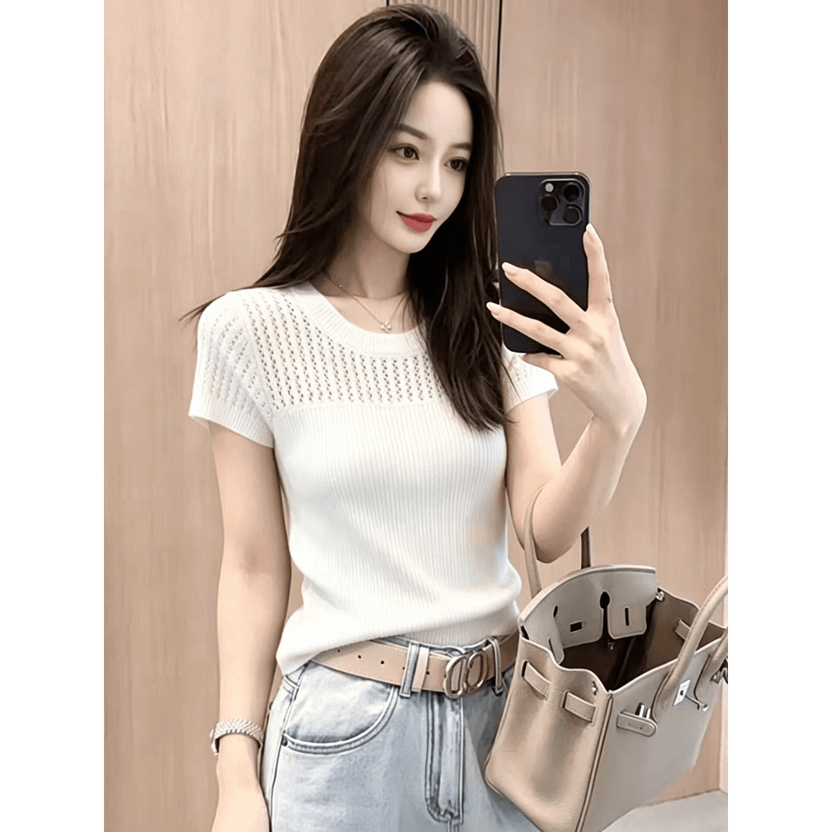 한 부서 분위기 센스 라운드 넥 홀로우 아웃 반팔 니트 맨위 2026 여름 새로운 품격 몸매 가꾸기 연령 감소 티셔츠 여성 이미지 5