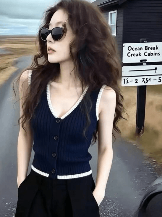 순수한 욕망 바람 배색 측면 V넥 니트 조끼 여성 여름 새로운 싱글 줄 버튼 몸매 가꾸기 슬림해 보이는 고유 한 품격 맨위 상세 이미지 4