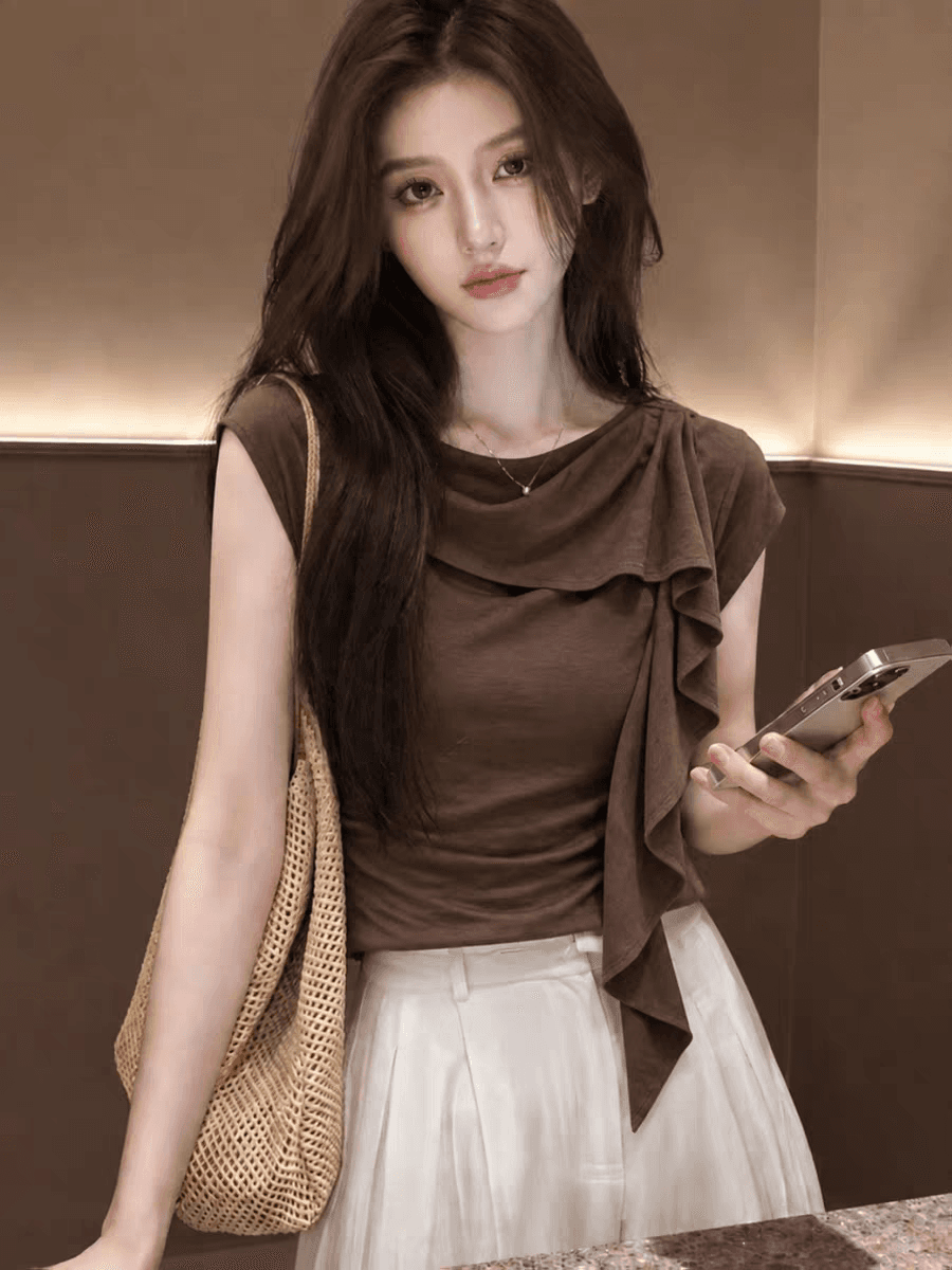 오래된 돈 바람 착용 가져 가라. 커피 색상 프릴 작은 날다 소매 티셔츠 여성 여름 2026 새로운 느슨함 센스 착용 가져 가라. 슬림해 보이는 맨위 상세 이미지 4