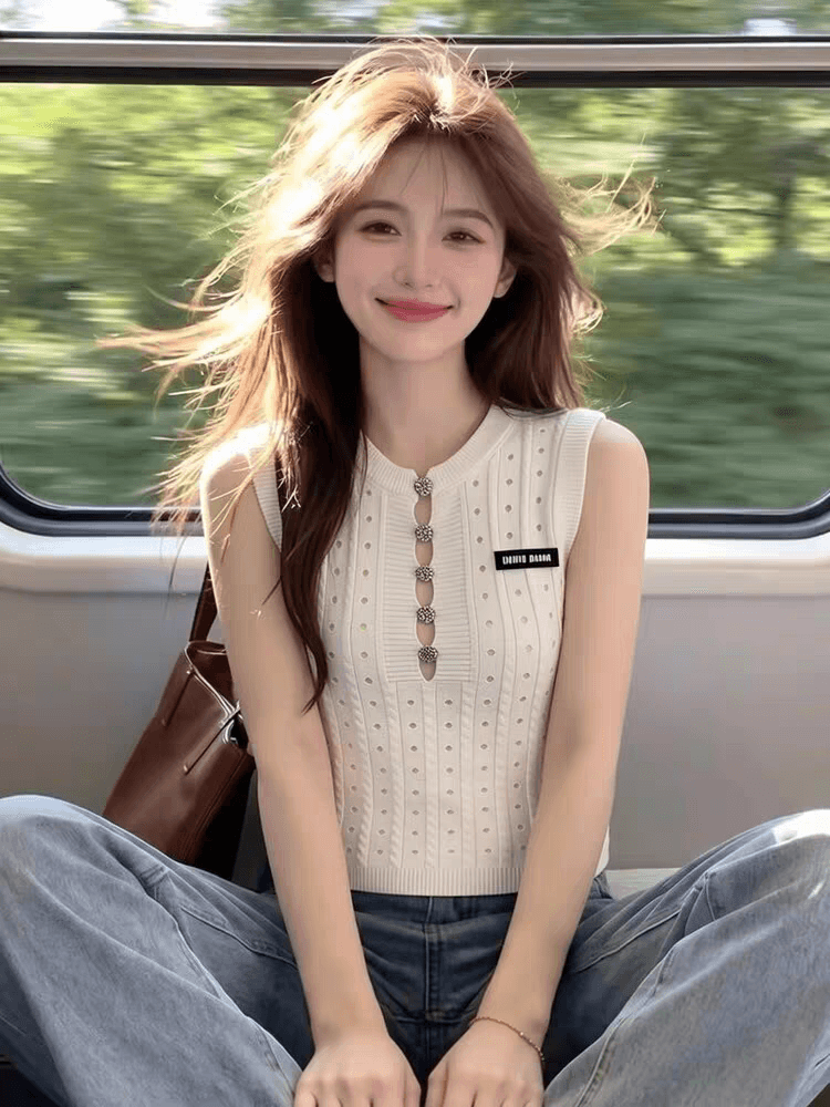섹시함 핫걸 홀로우 아웃 니트 캐미솔 디자인 센스 작은 대중 여름 고유 한 몸매 가꾸기 슬림해 보이는 긍정적 인 어깨 의류 이미지 2