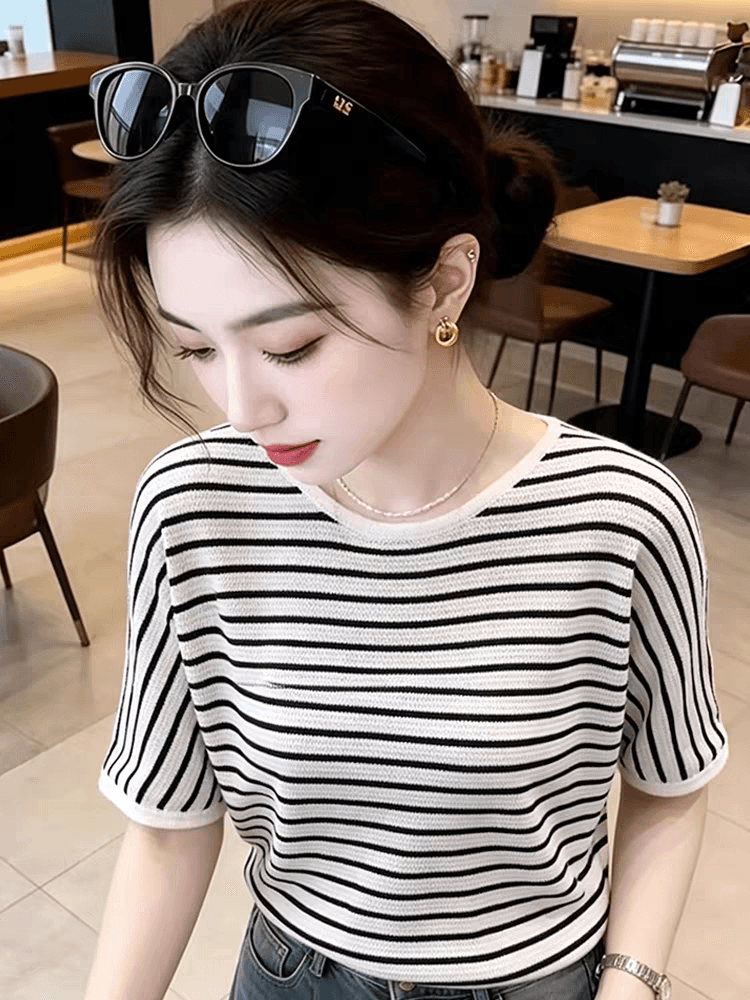 프랑스식 느긋한 바람 스트라이프 니트 작은 셔츠 여성 여름 얇은 스타일 연령 감소 맨위 외국 가스 루즈핏 얼음 실크 반팔 티셔츠 이미지 2