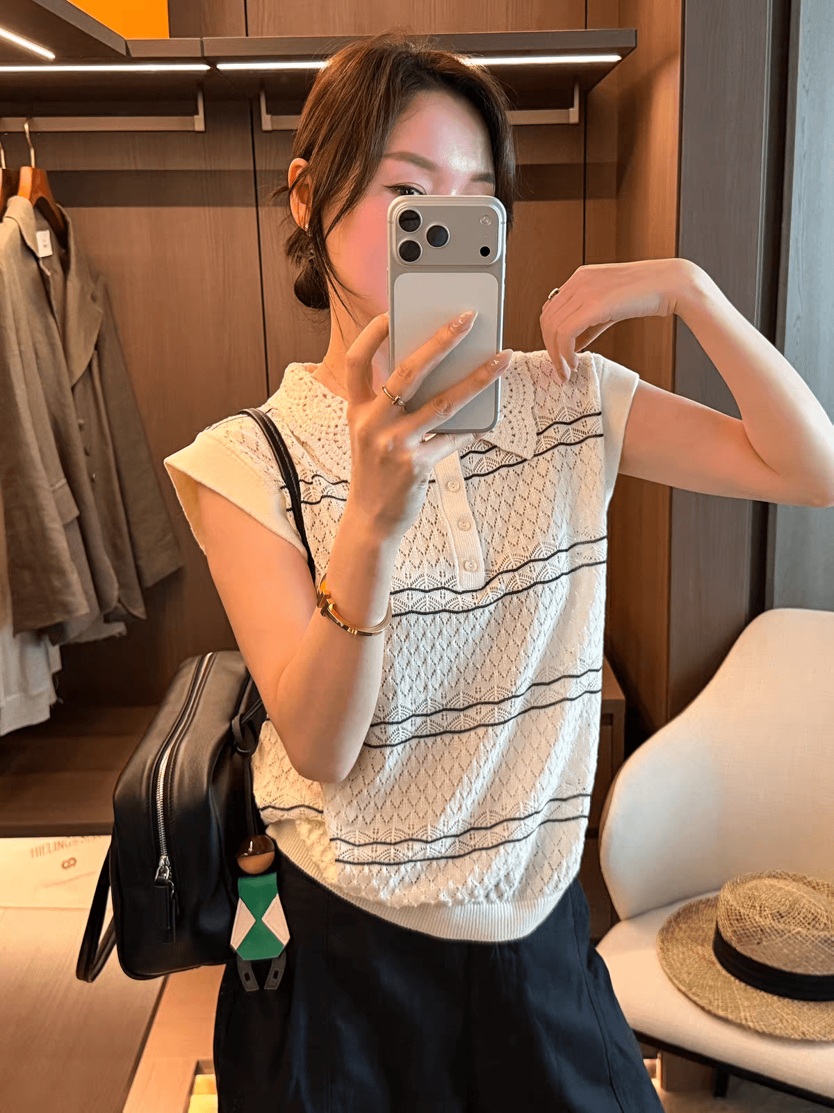 라이 경기 서울 아마 작은 날다 소매 폴로 칼라 니트 스웨터 여성 유럽 역 2026 여름 새로운 유럽 상품 여성 의류 기본 셔츠 상세 이미지 3