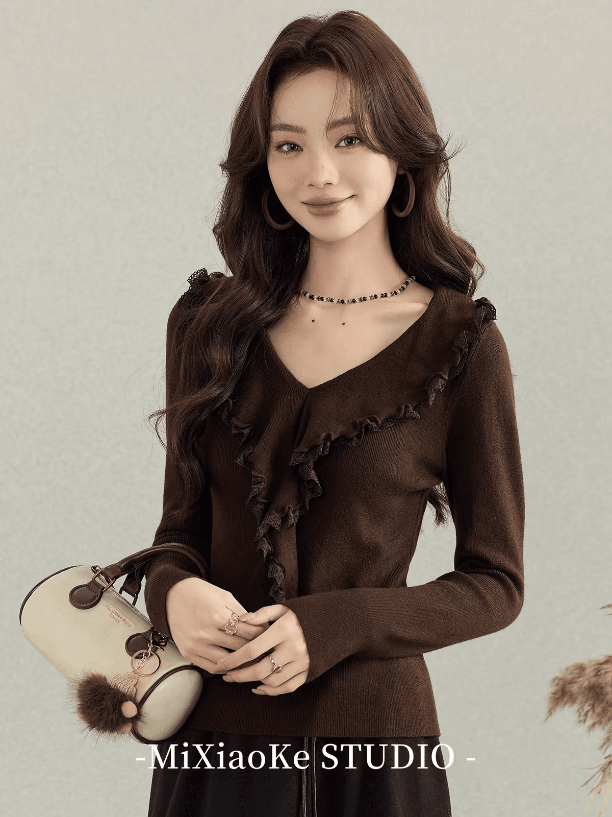 수 있습니다. 아름다움 라드. 착용 가져 가라. 커피 색상 프릴 V넥 니트 스웨터 여성 가을 겨울철 작은 키 인사이드 잡아라. 의류