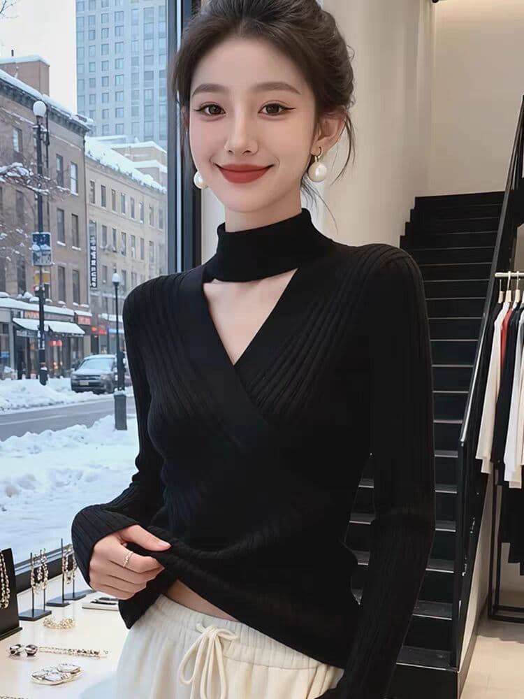한 부서 V넥 십자가 행침 목 홀로우 아웃 니트 기본 셔츠 2026 봄 새로운 품격 불규칙 인사이드 잡아라. 의류 상세 이미지 3