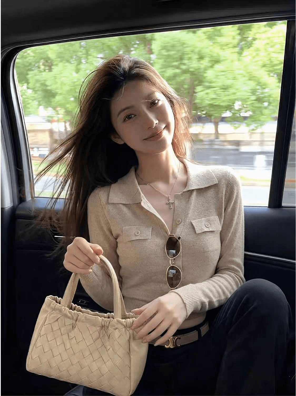 aswn 오트밀 색상 POLO 칼라 니트 스웨터 여성 가을 2026 새로운 더블 주머니 몸매 가꾸기 긴팔 품격 얇은 스타일 맨위