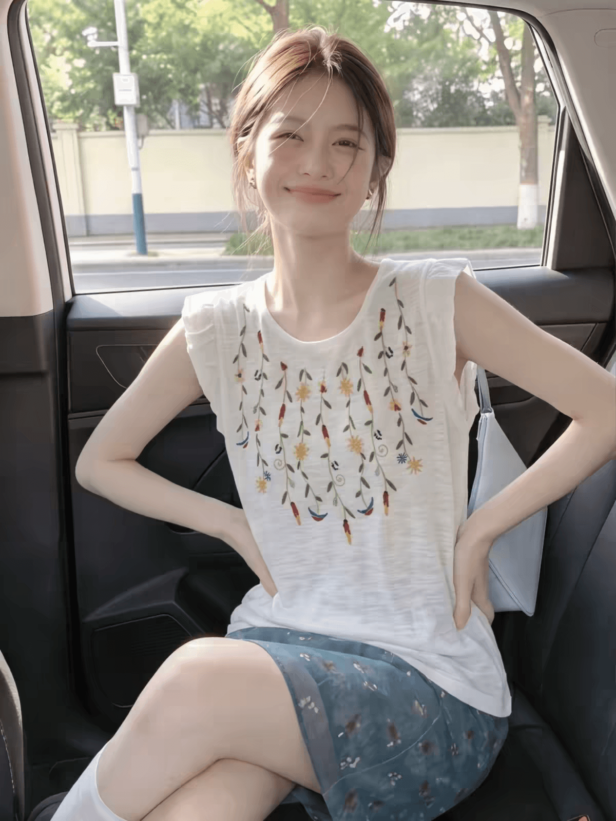 달콤함 연령 감소 자수 꽃무늬 Feifei 소매 맨위 여성 여름 얇은 스타일 루즈핏 슬림해 보이는 민소매 오프숄더 얼음 실크 니트 스웨터