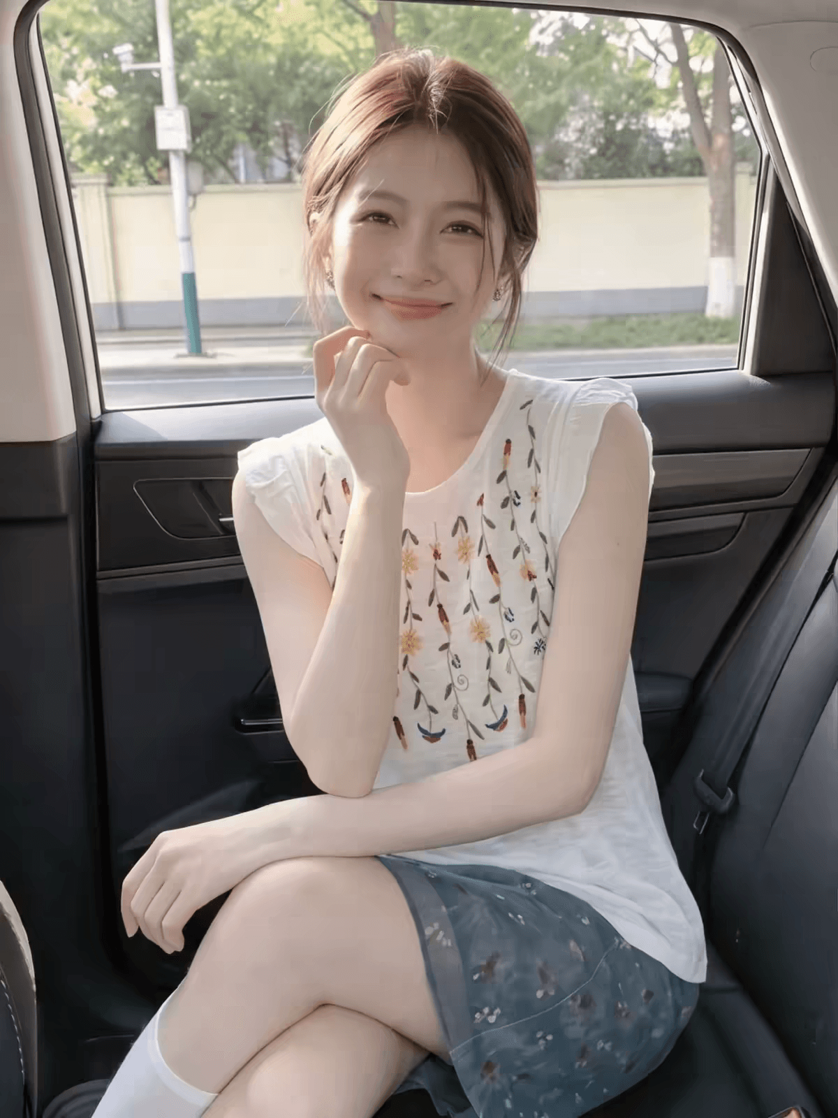 달콤함 연령 감소 자수 꽃무늬 Feifei 소매 맨위 여성 여름 얇은 스타일 루즈핏 슬림해 보이는 민소매 오프숄더 얼음 실크 니트 스웨터 상세 이미지 2
