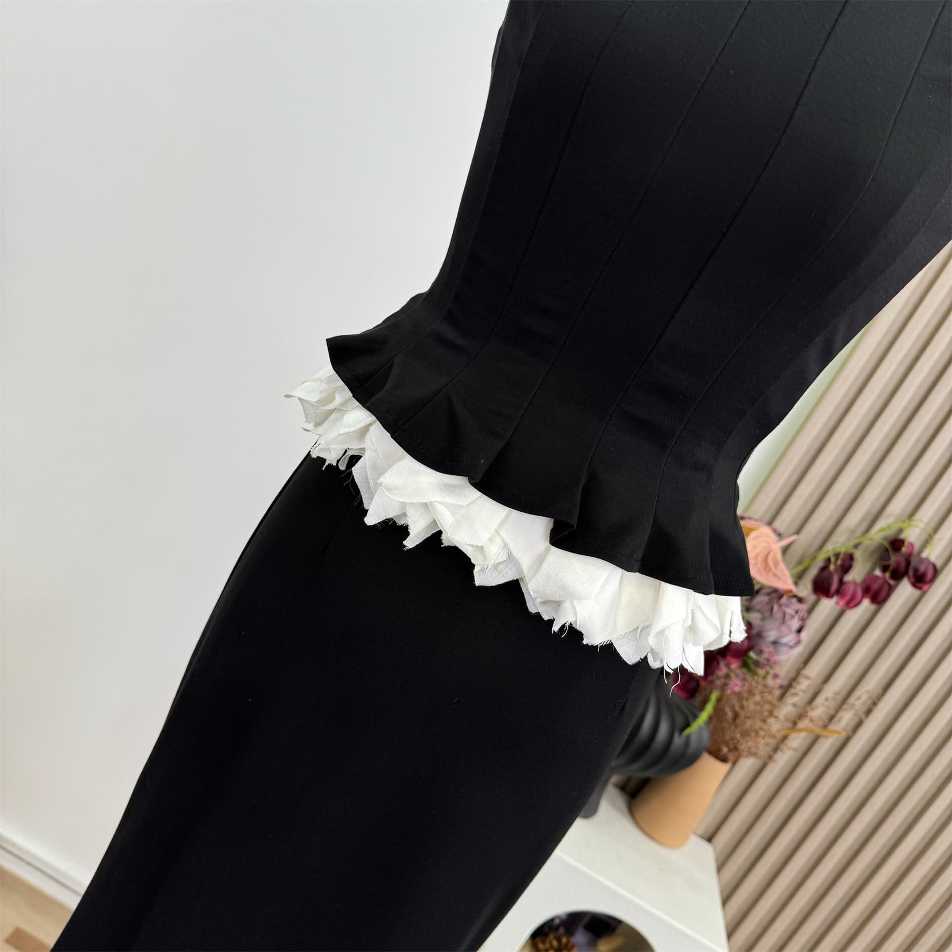 jayky yang ash yn jennie 디자인 센스 민소매 맨위 익스트림 제인 하이웨이스트 한 마디 반신 치마 세트 상세 이미지 5
