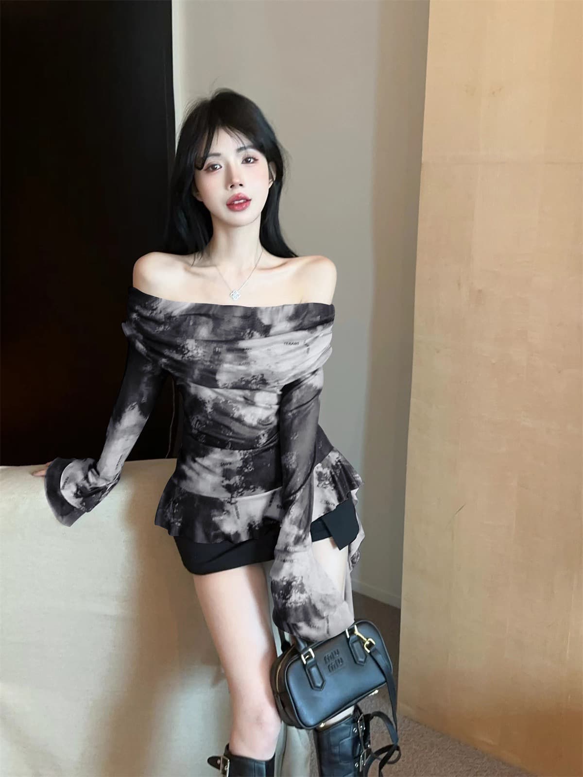 실사 정가 프랑스식 품격 Chic 아름다운 디자인 센스 보트넥 헤일로 염색 불규칙 리본 다용도 맨위 여성 상세 이미지 3