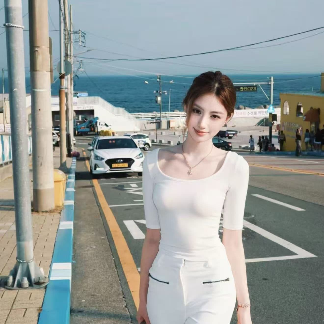 92 면 8 암모니아 Lun u 칼라 반팔 티셔츠 여성 중간 소매 5 점 소매 이미지 3