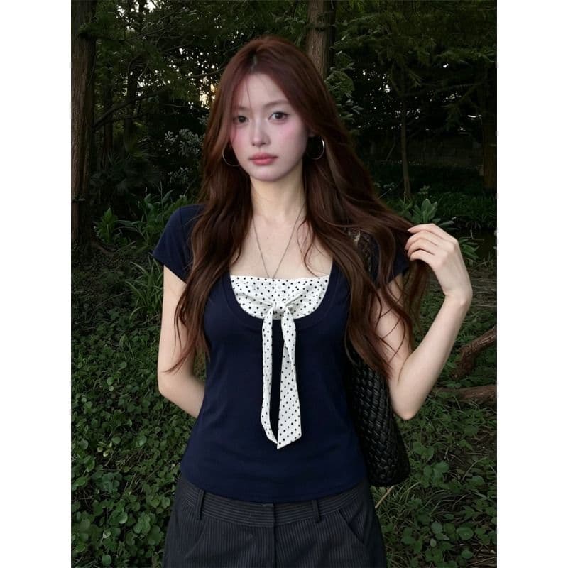 와 사고 방식 한 부서 나비 매듭 단추 도트 무늬 패치워크 페이크 레이어드 반팔 티셔츠 여성 여름 낮은 네크라인 맨위 이미지 4