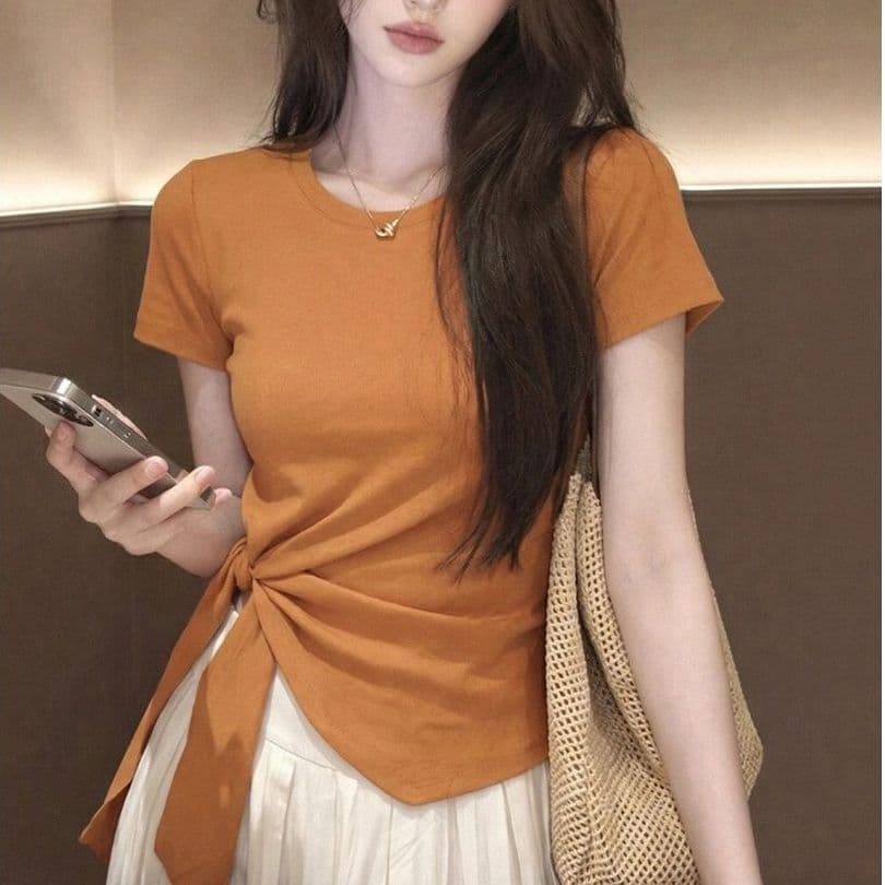 빅 사이즈 불규칙 스트랩 몸매 가꾸기 반팔 티셔츠 여성 여름 라운드 넥 디스플레이 화이트 디자인 센스 부드러운 품격 슬림해 보이는 맨위 상세 이미지 5