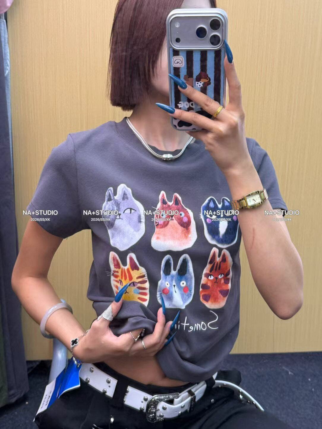 있음 선적 한국 스타일 만화 고양이 프린트 반팔 티셔츠 여성 라운드 넥 몸매 가꾸기 슬림해 보이는 다용도 풀오버 맨위 이미지 4