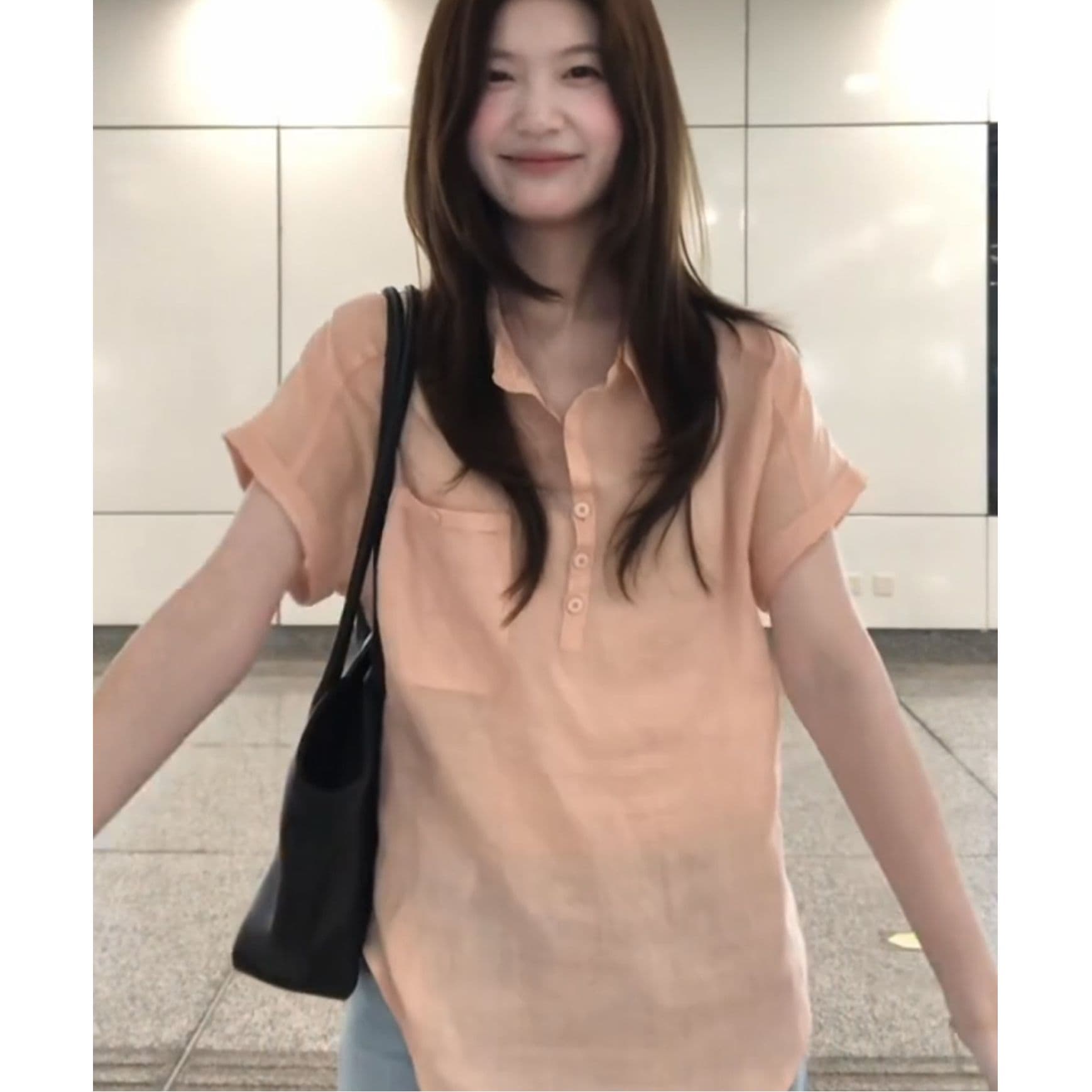 경관 그림 하프 열기 볼륨 측면 허리 수축 반팔 여성 셔츠 새로운 Chic 캐주얼 슬림해 보이는 헨리 칼라 맨위 이미지 2