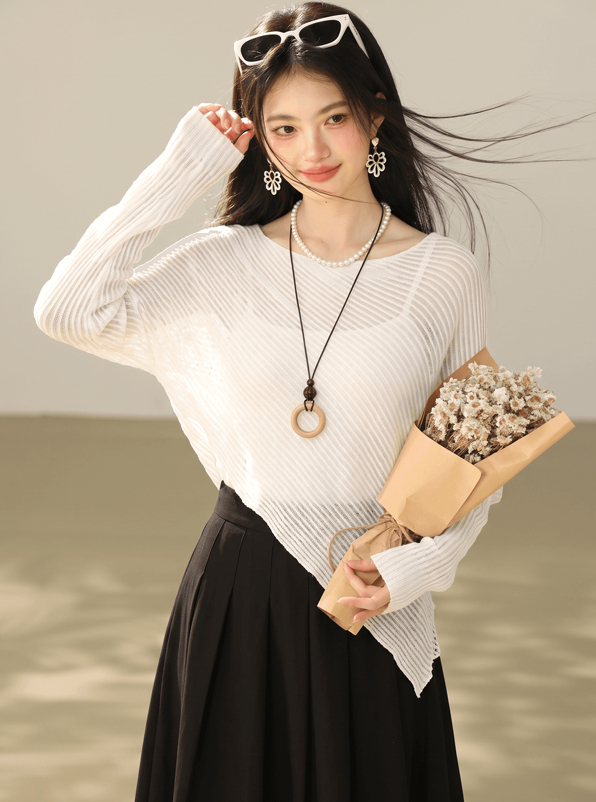실사 있음 보헤미안 바람 루즈핏 홀로우 아웃 블라우스 2026 가을 새로운 디자인 센스 구슬 사슬 웨이브 놀이 맨위 이미지 3