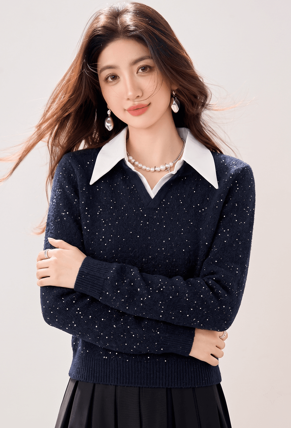실사 있음 해군 폴로 칼라 페이크 레이어드 니트 스웨터 여성 2026 새로운 스팽글 부드러운 찹쌀 품격 스웨터