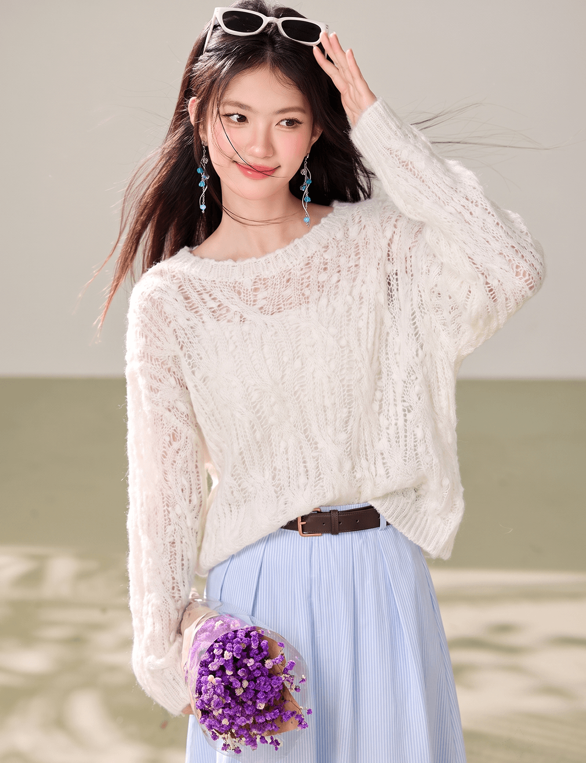 꽃 실 보트넥 홀로우 아웃 꽈배기 스웨터 여자 풀오버 2026 가을 겨울 새로운 루즈핏 느긋한 바람 맨위 니트 스웨터 이미지 2