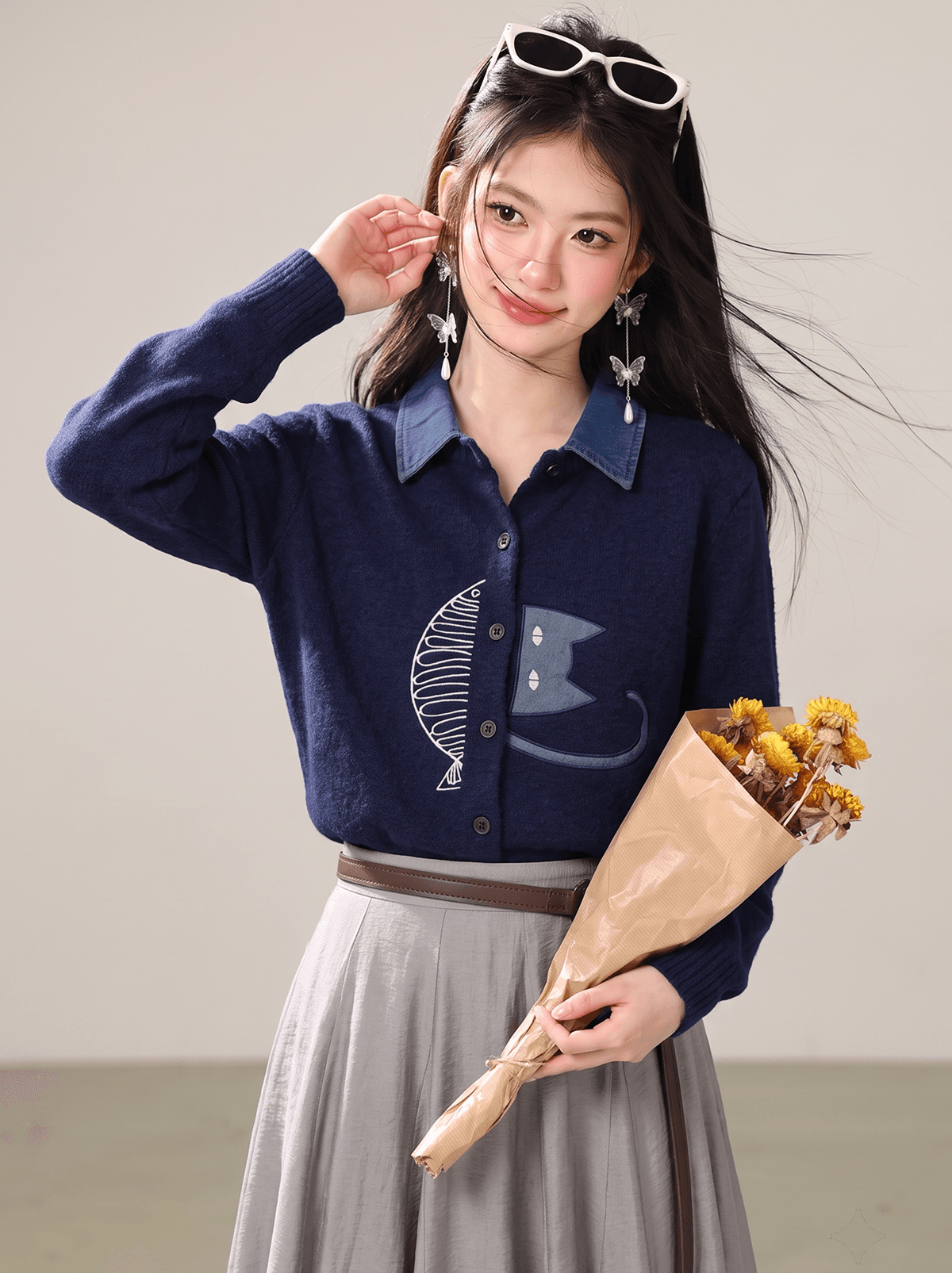 고양이 자수 패치워크 폴로 칼라 니트 오픈 가디건 여성 2026 가을 새로운 디자인 센스 외부 가져 가라. 쇼트 스타일 재킷 이미지 3