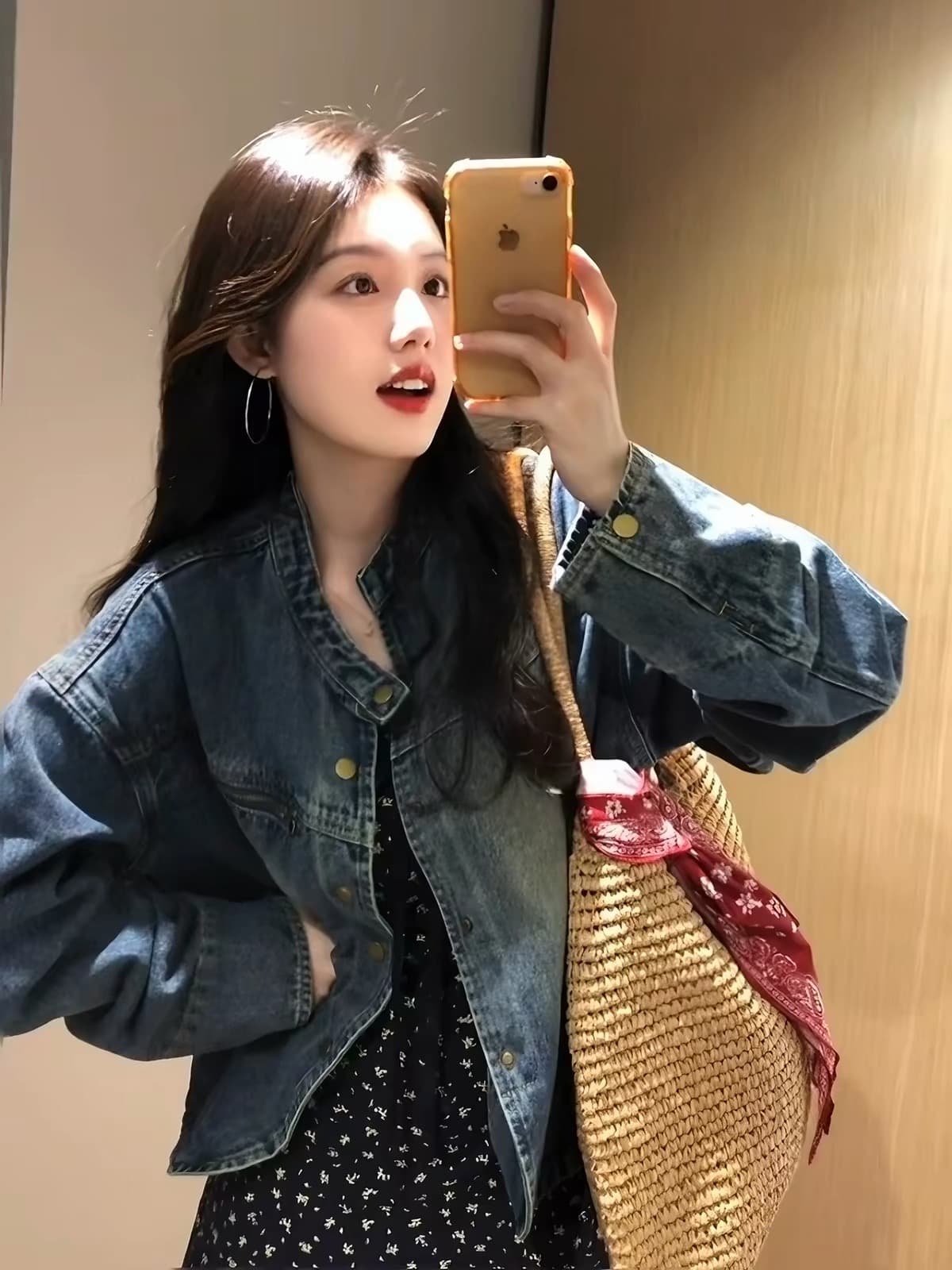 가을 새로운 파란색 쇼트 스타일 데님 여성 코트 작은 키 한 부서 레트로 루즈핏 스탠드 칼라 재킷 카우보이 의류 트렌디