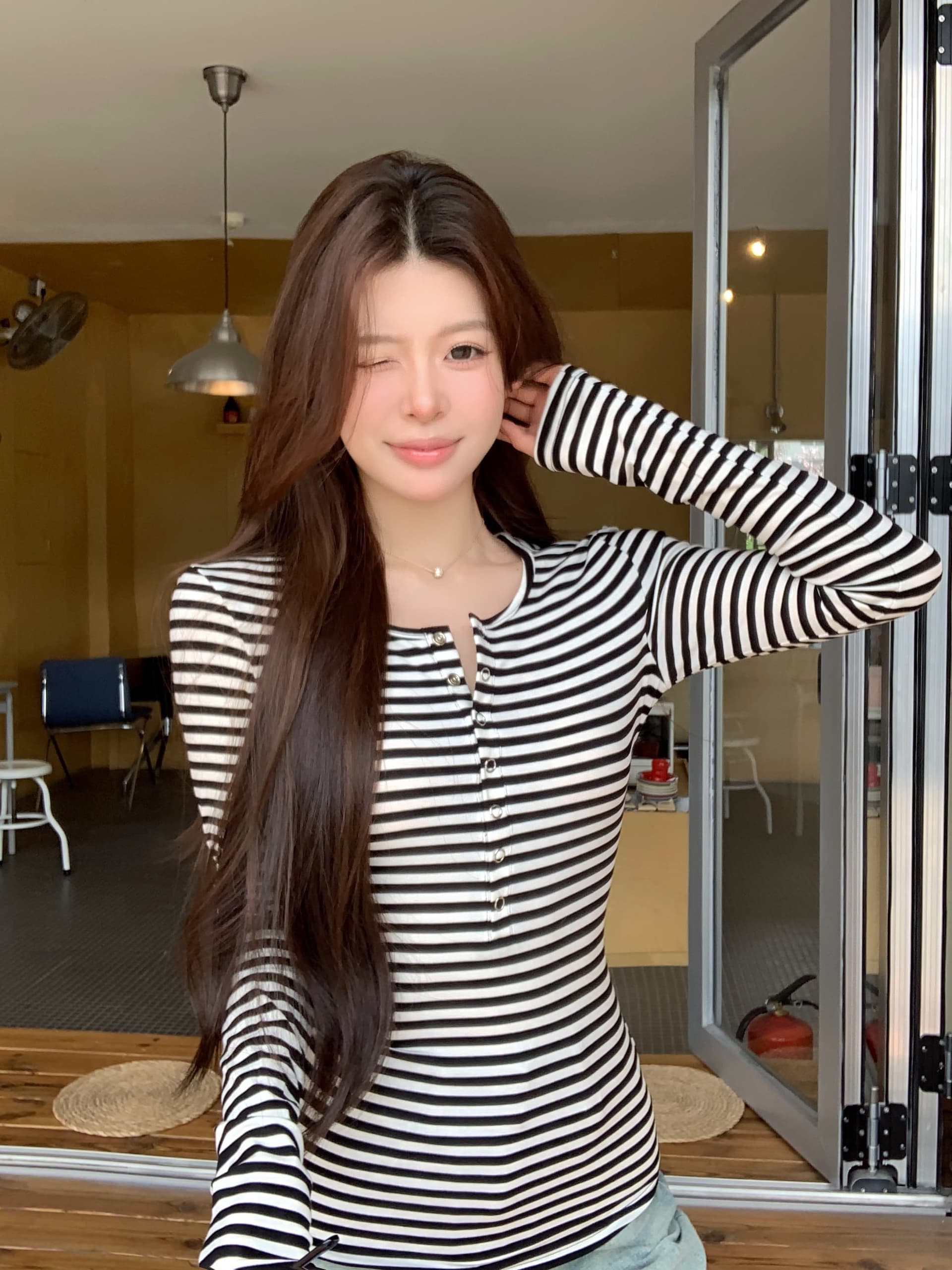 정가 실사 긴팔 기본 셔츠 여성 새로운 스트라이프 티셔츠 인사이드 가져 가라. 몸매 가꾸기 작은 대중 아니요 명중 섹션 한 첨부 된 의류 상세 이미지 12