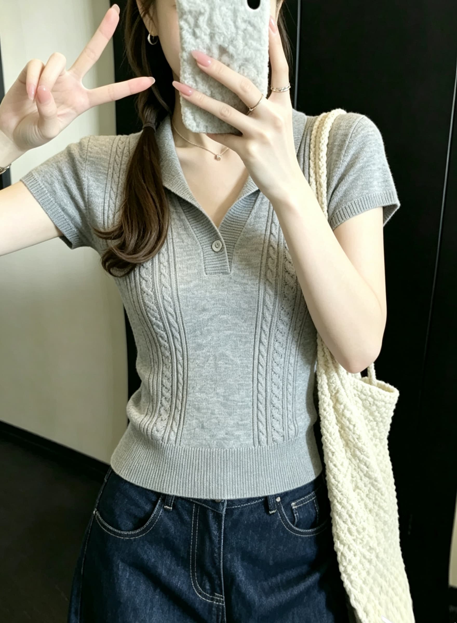 실사 정가 한 부서 홀로우 아웃 얼음 실크 니트 반팔 티셔츠 여성 여름 품격 몸매 가꾸기 V넥 오래된 돈 바람 맨위 상세 이미지 9