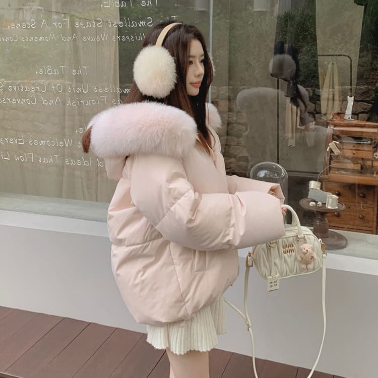 핑크색 폭스 큰 모피 칼라 후드 쇼트 스타일 다운 재킷 여성 2026 년 겨울 한국 스타일 루즈핏 두꺼운 보온 재킷 이미지 2
