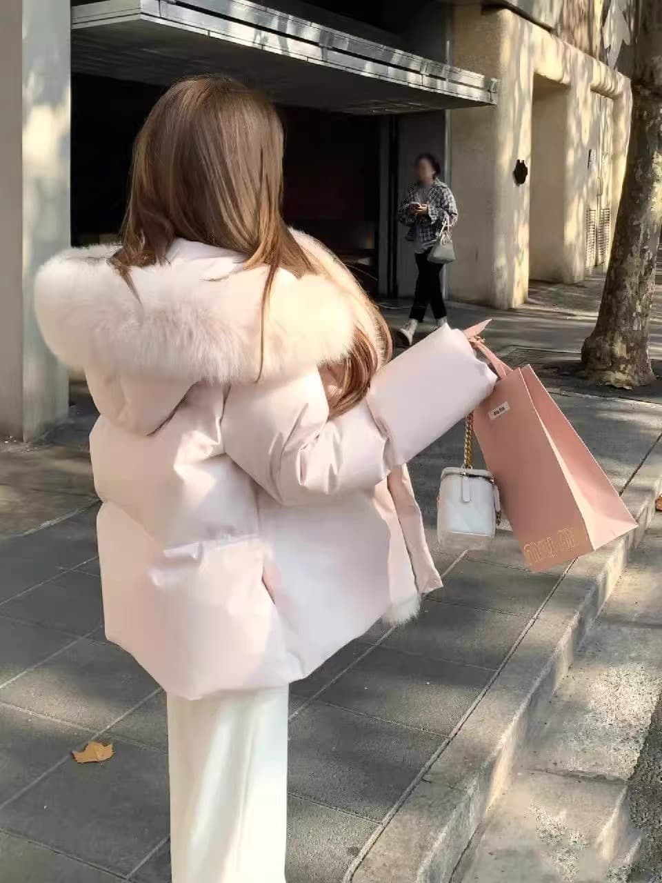 작은 따뜻한 패키지 큰 모피 칼라 후드 쇼트 스타일 다운 재킷 학원 작은 키 겨울 한국 스타일 루즈핏 두꺼운 보온 재킷 상세 이미지 2