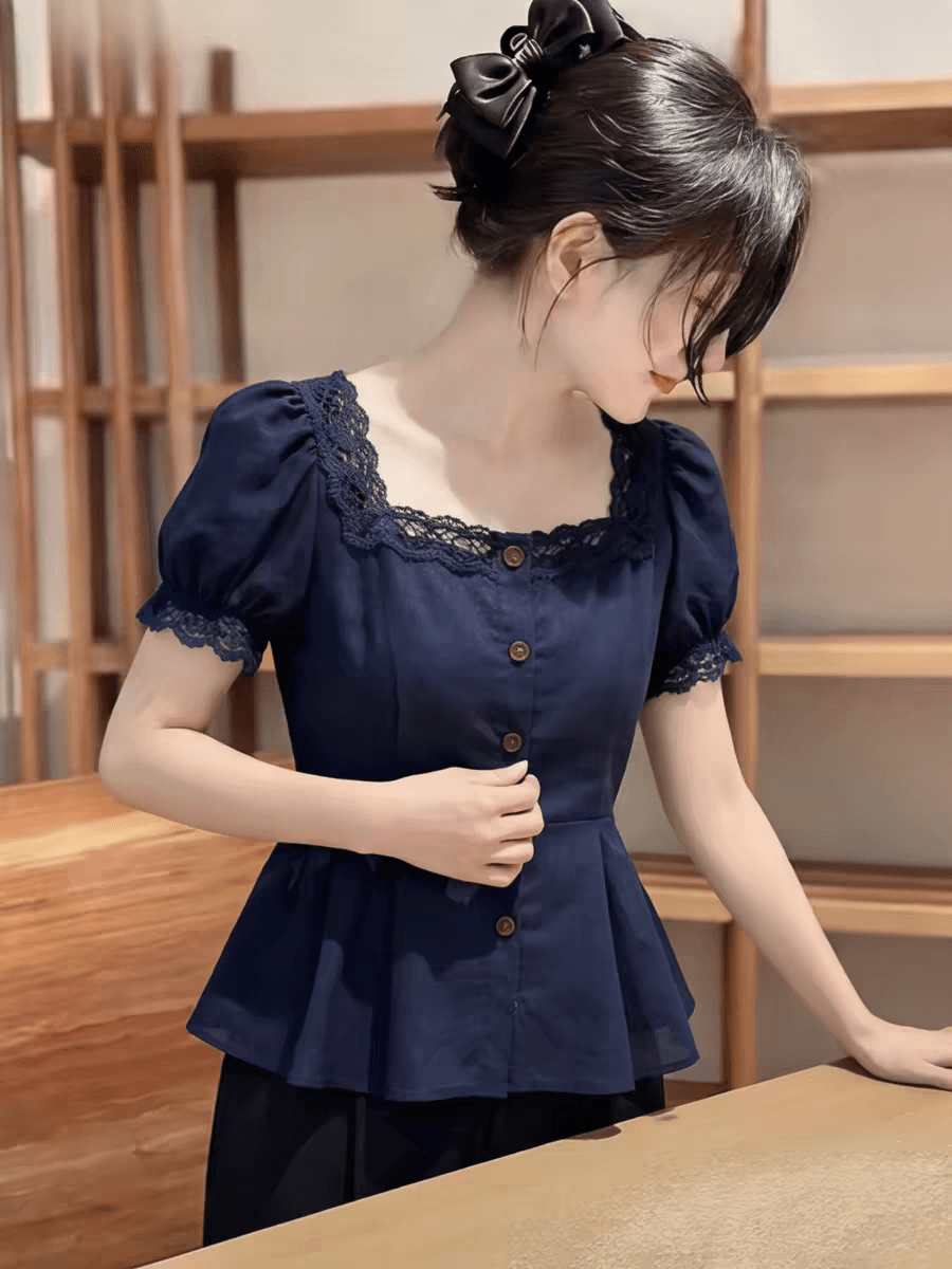 프랑스식 사소한 아름다운 자이언트 잘 생긴 ~ 중 여름 여성 블루 색상 레이스 조각 광장 칼라 허리 수축 반팔 셔츠 맨위 상세 이미지 3
