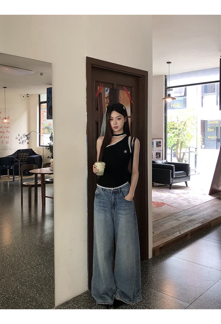 와 사고 방식 캐미솔 여름 외출용 검정색 몸매 가꾸기 디자인 센스 오프숄더 비스듬한 어깨 민소매 맨위 상세 이미지 30