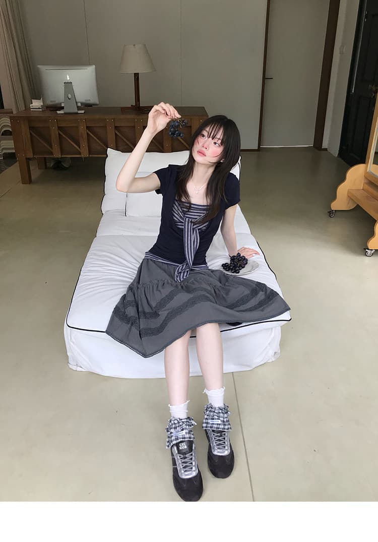 다우 시시 일광 틈 블루 레트로 학원 스타일 가슴 나비 레이스업 맨위 여름 허리 측면 펌프 Pleat 티셔츠 상세 이미지 26