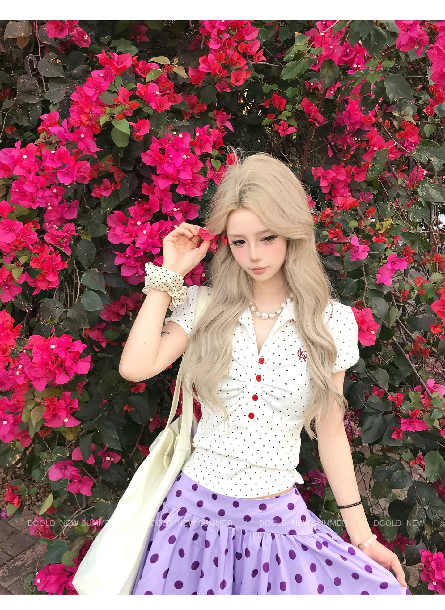 원본 자카드 레트로 도트 무늬 POLO 칼라 반팔 티셔츠 여성 여름 몸매 가꾸기 아름다운 긍정적 인 어깨 작은 맨위 상세 이미지 1