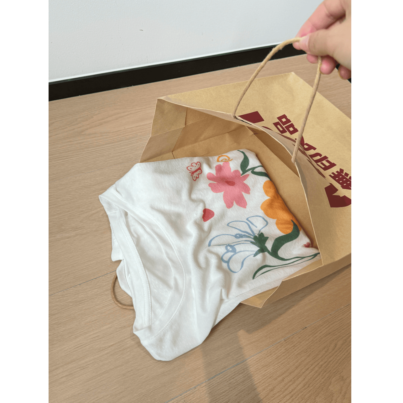 여름 달콤한 핫걸 마이크로 ~을 통해 얇은 스타일 자외선 차단 블라우스 맨위 느긋한 바람 루즈핏 긴팔 에어컨 셔츠 긴팔 티셔츠 여성 이미지 3