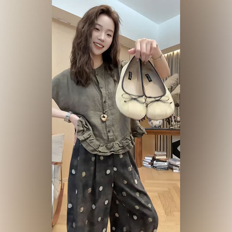 소금 부서 빛 요리 한 투피스 슈트 여름 새로운 디자인 센스 Chic 싱글 줄 버튼 반팔 맨위 도트 무늬 와이드 레그 팬츠 트렌디 이미지 3