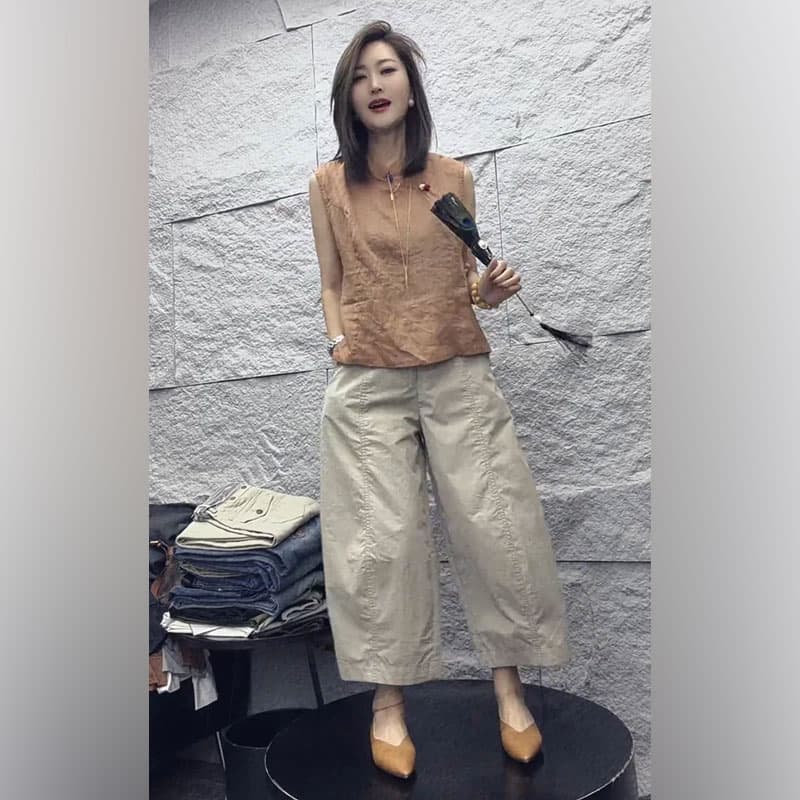 2026 여름 새로운 레트로 스탠드 칼라 슬림해 보이는 맨위 하이웨이스트 캐주얼 바지 디자인 센스 Chic 미니멀리즘 투피스 세트 트렌디 상세 이미지 3