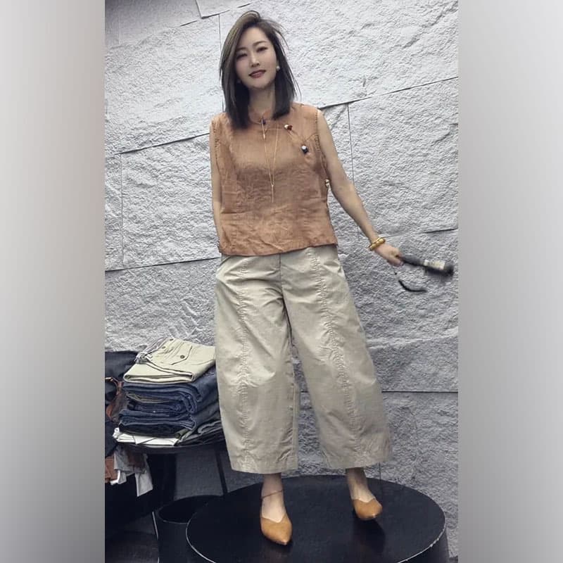 2026 여름 새로운 레트로 스탠드 칼라 슬림해 보이는 맨위 하이웨이스트 캐주얼 바지 디자인 센스 Chic 미니멀리즘 투피스 세트 트렌디 상세 이미지 4