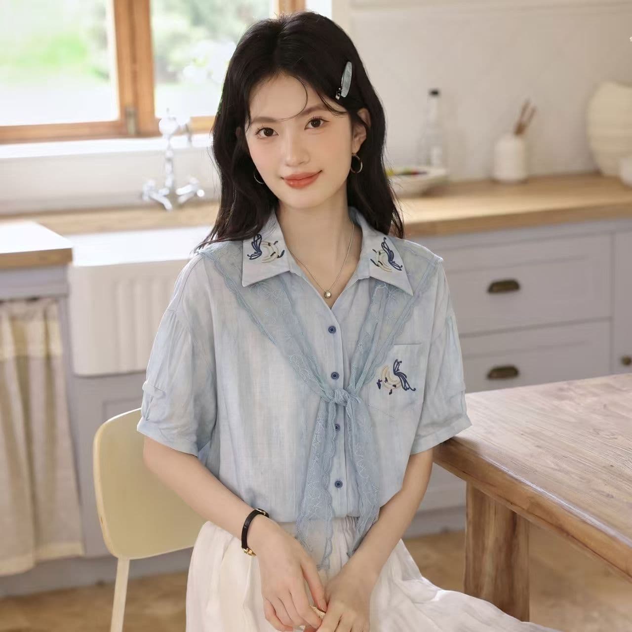 레트로 문예 바람 레이스 숄 반팔 여성 셔츠 여름 2026 새로운 디자인 센스 작은 대중 루즈핏 맨위 이미지 4