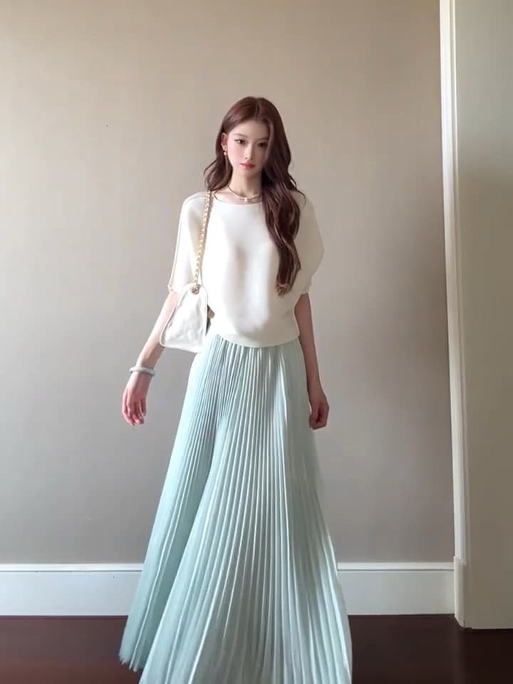 오프숄더 허리 수축 반팔 티셔츠 단색 다용도 슬림해 보이는 몸매 가꾸기 맨위 여성 이미지 2