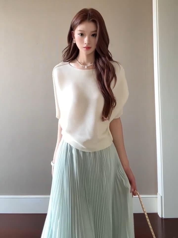 오프숄더 허리 수축 반팔 티셔츠 단색 다용도 슬림해 보이는 몸매 가꾸기 맨위 여성 이미지 4