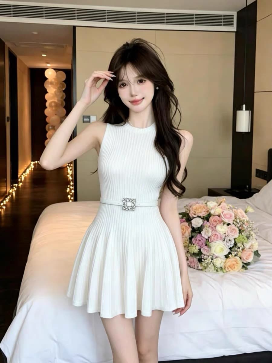 프랑스식 미니멀리즘 명문 여성 품격 플리츠 니트 여성 드레스 여름 섹션 스와로브스키 벨트 허리 수축 작은 키 민소매 치마 이미지 3