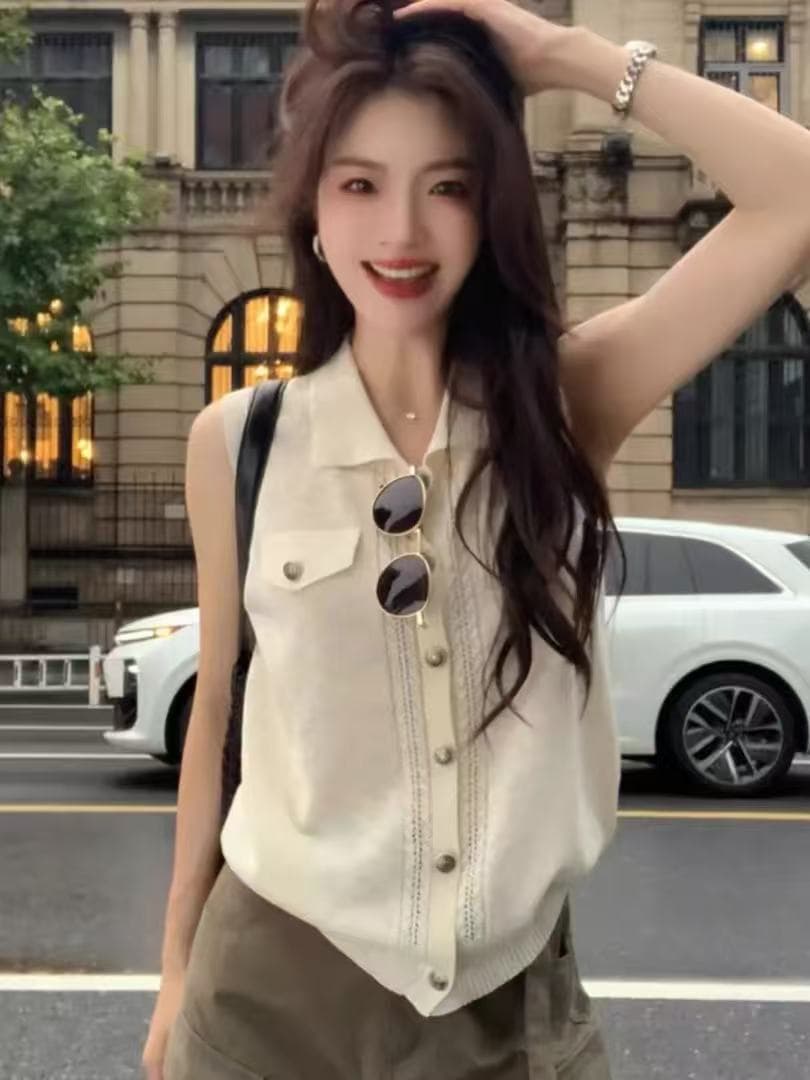 오래된 돈 바람 POLO 칼라 니트 조끼 여자 여름 민소매 단추 품격 고급 센스 빛 요리 한 바람 슬림해 보이는 다용도 맨위 상세 이미지 1