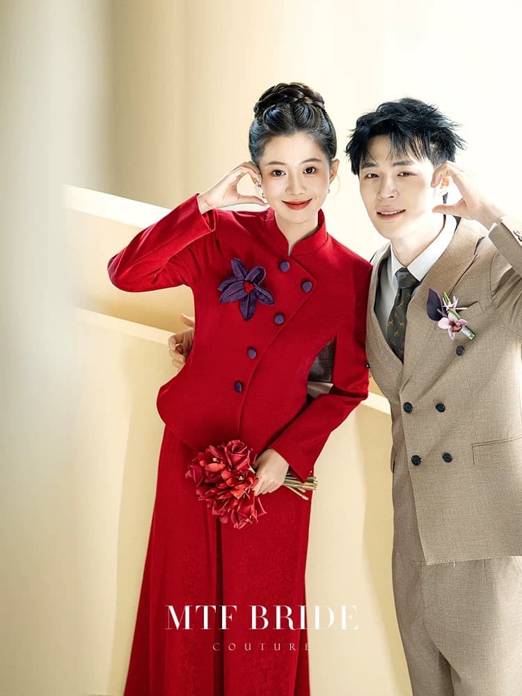 전체 법원 송곳니 아름다움 새로운 중식 참여 예복 세트 신부 토스트 서비스 빨간색 긴팔 치파오 여성 이미지 3