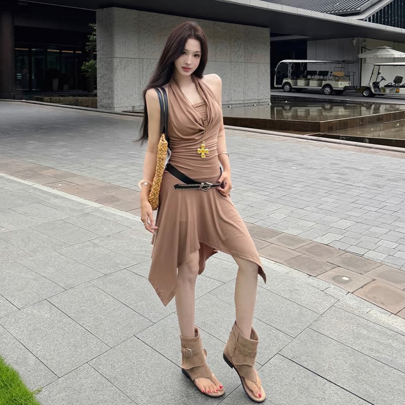 ins 불규칙 다양한 착용 법 허리 주름 디자인 센스 행침 목 여성 드레스 핫걸 순수한 욕망 바람 작은 대중 여름