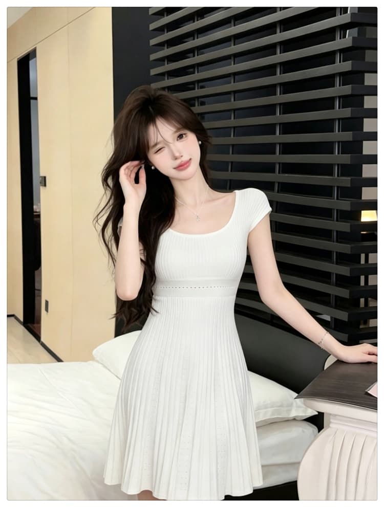 하얀 백조 프랑스식 u 칼라 높음 폭탄 허리 수축 자카드 디자인 센스 한 마디 니트 여성 드레스 작은 키 품격 상세 이미지 10