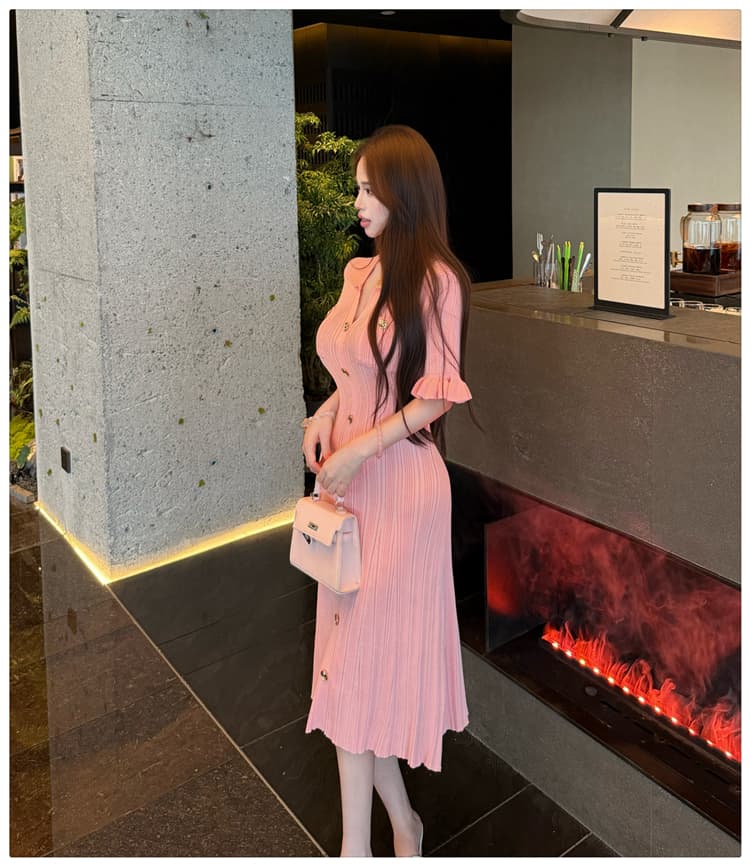 프랑스식 품격 핑크색 V넥 허리 수축 슬림해 보이는 몸매 가꾸기 반팔 니트 여성 드레스 작은 키 A라인 스커트 작은 대중 트렌디 상세 이미지 10