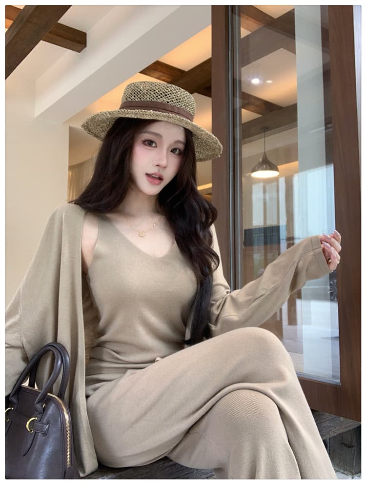 2026 가을 겨울 새로운 한 부서 미니멀리즘 단색 캐주얼 슬림해 보이는 조끼 오픈 가디건 와이드 레그 팬츠 니트 세 조각 여성 세트 트렌디 상세 이미지 7