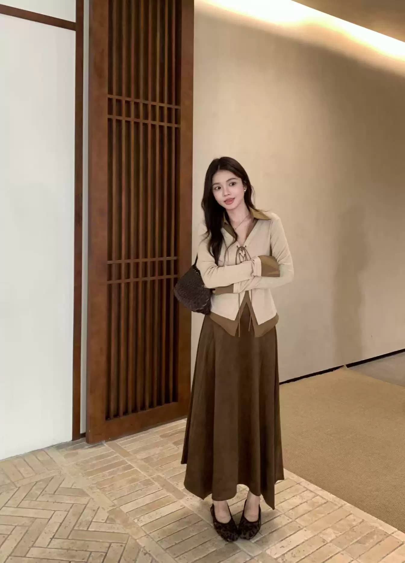 한 부서 분위기 센스 패치워크 페이크 레이어드 오픈 가디건 세트 드레스 여성 가을 2026 새로운 레트로 반신 스커트 투피스 세트 상세 이미지 1