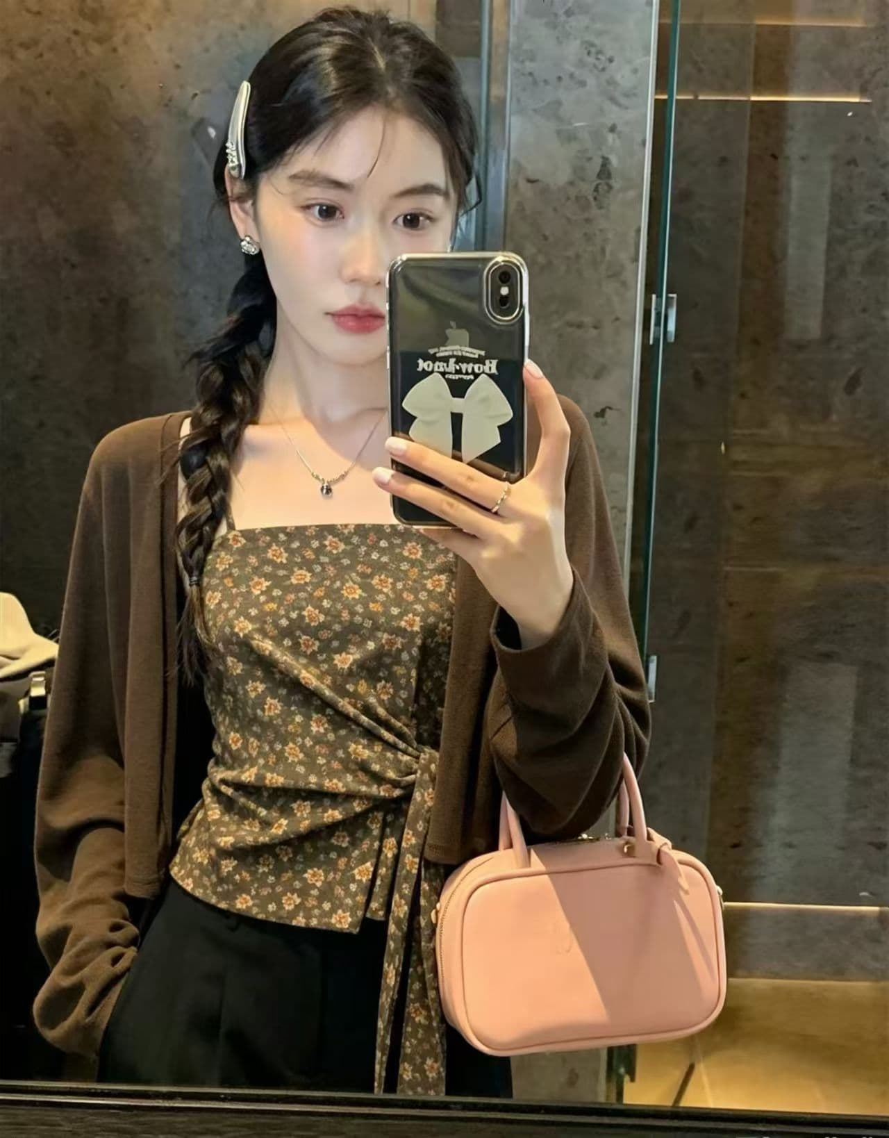 오픈 가디건 꽃무늬 슬립 두 조각 여성 2026 가을 새로운 계절 달콤한 스타일 레이스업 허리 수축 니트 맨위 세트 이미지 3