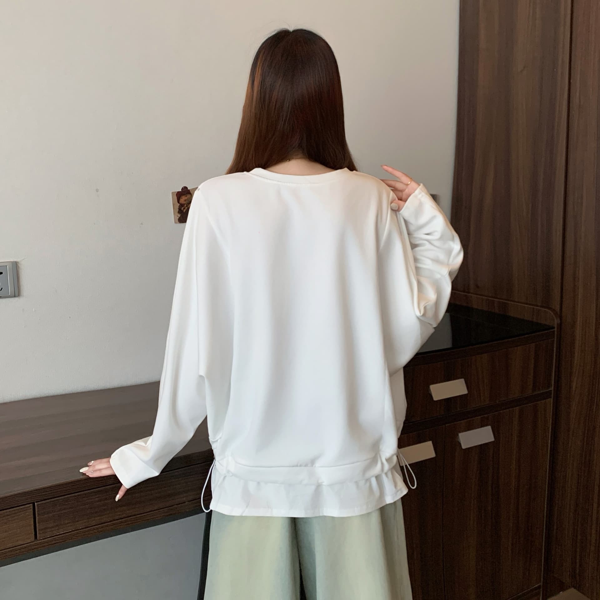 페이크 레이어드 긴팔 후드티 기본 셔츠 여성 봄 가을 새로운 빅 사이즈 지방 mm 슬림해 보이는 디자인 센스 펌프 로프 표지 배 맨위 상세 이미지 10